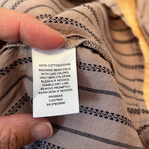 Wild Pearl Poet Sleeve Boho Top Small NWT - Picture 8 of 10